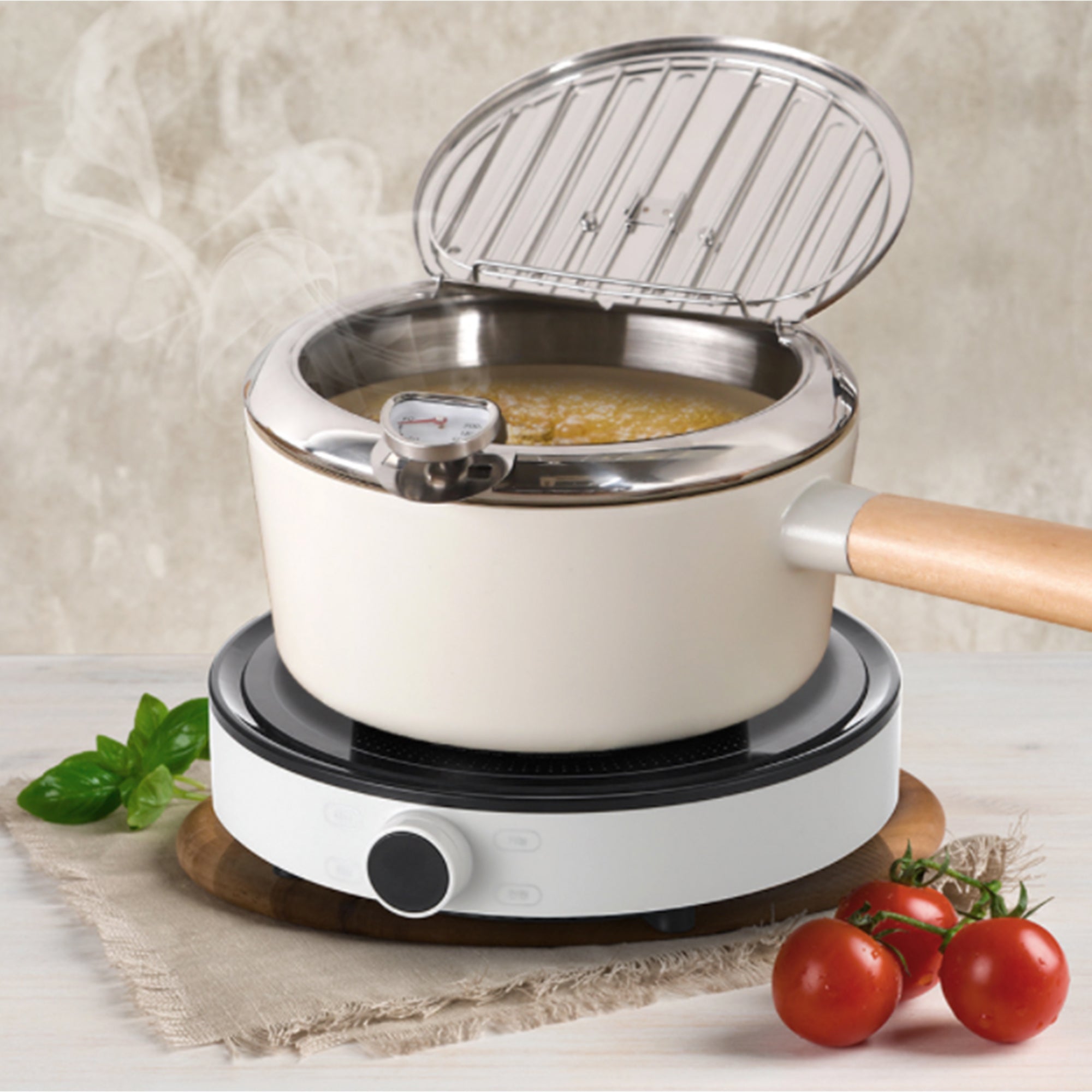 FIKA 1.7QT Deep Fryer with Thermometer, Glass Lid - Neoflam